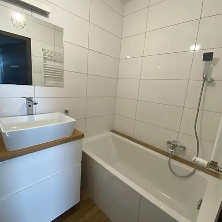 Rose Apartament Brwinow Exterior photo